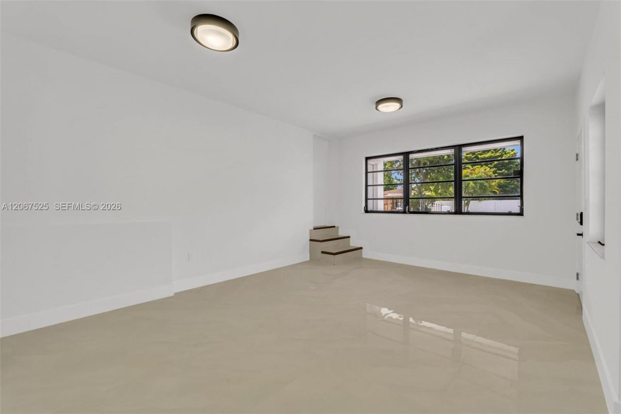 611 SE 4th St, Hialeah, FL 33010 Photo