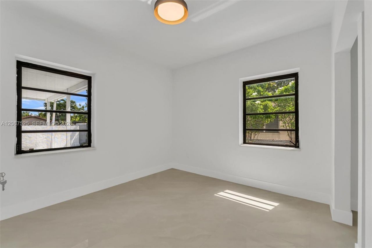 611 SE 4th St, Hialeah, FL 33010 Photo