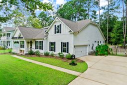 727 Hodge Road photo 4