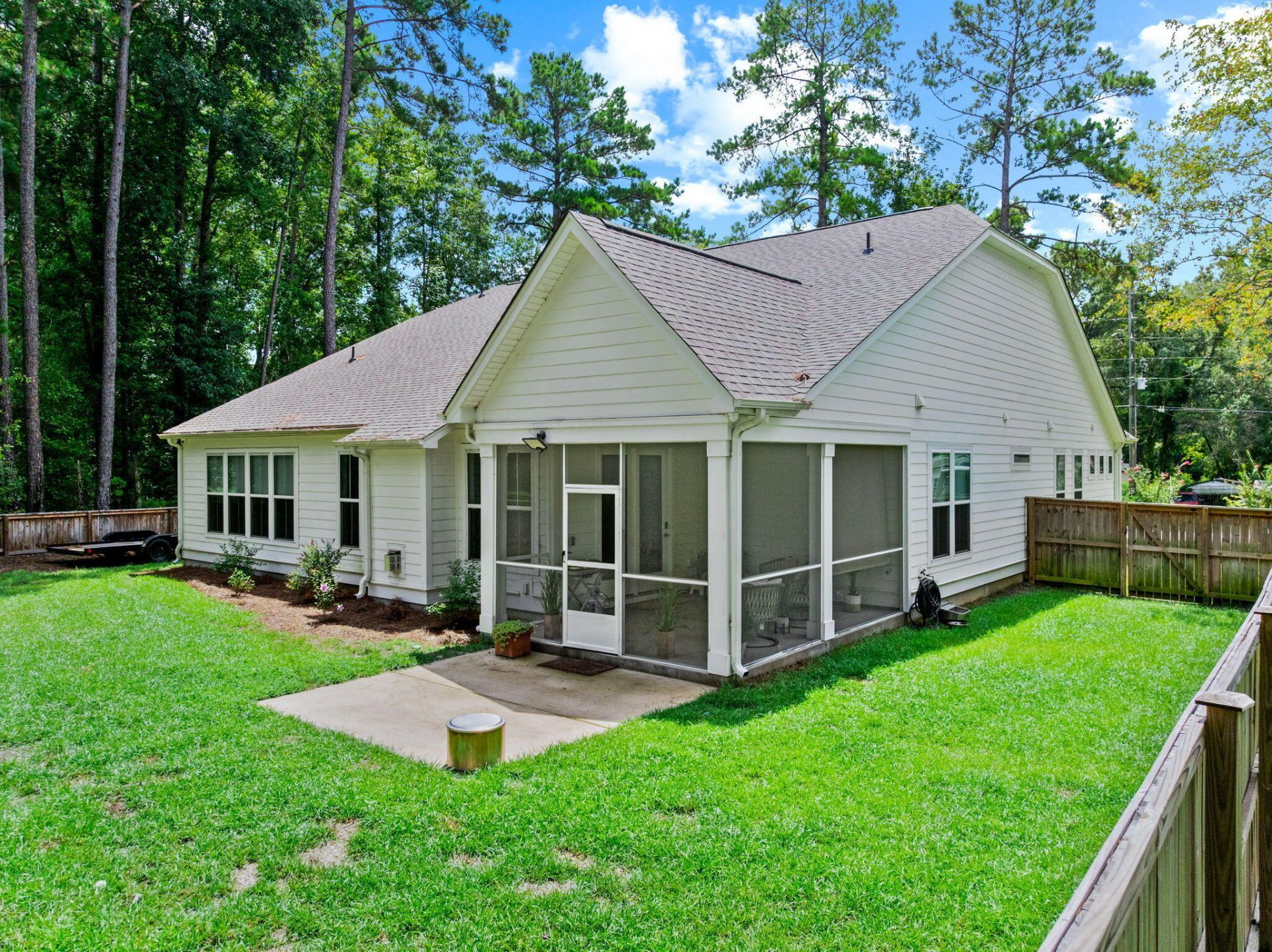 727 Hodge Road Photo 46