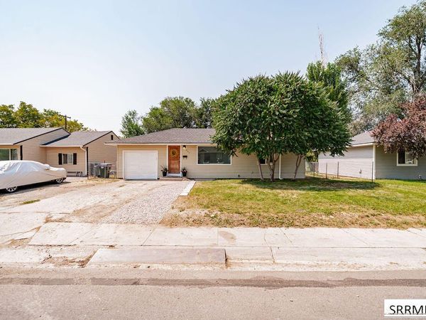 957 Meadowbrook Lane, POCATELLO, ID 83201