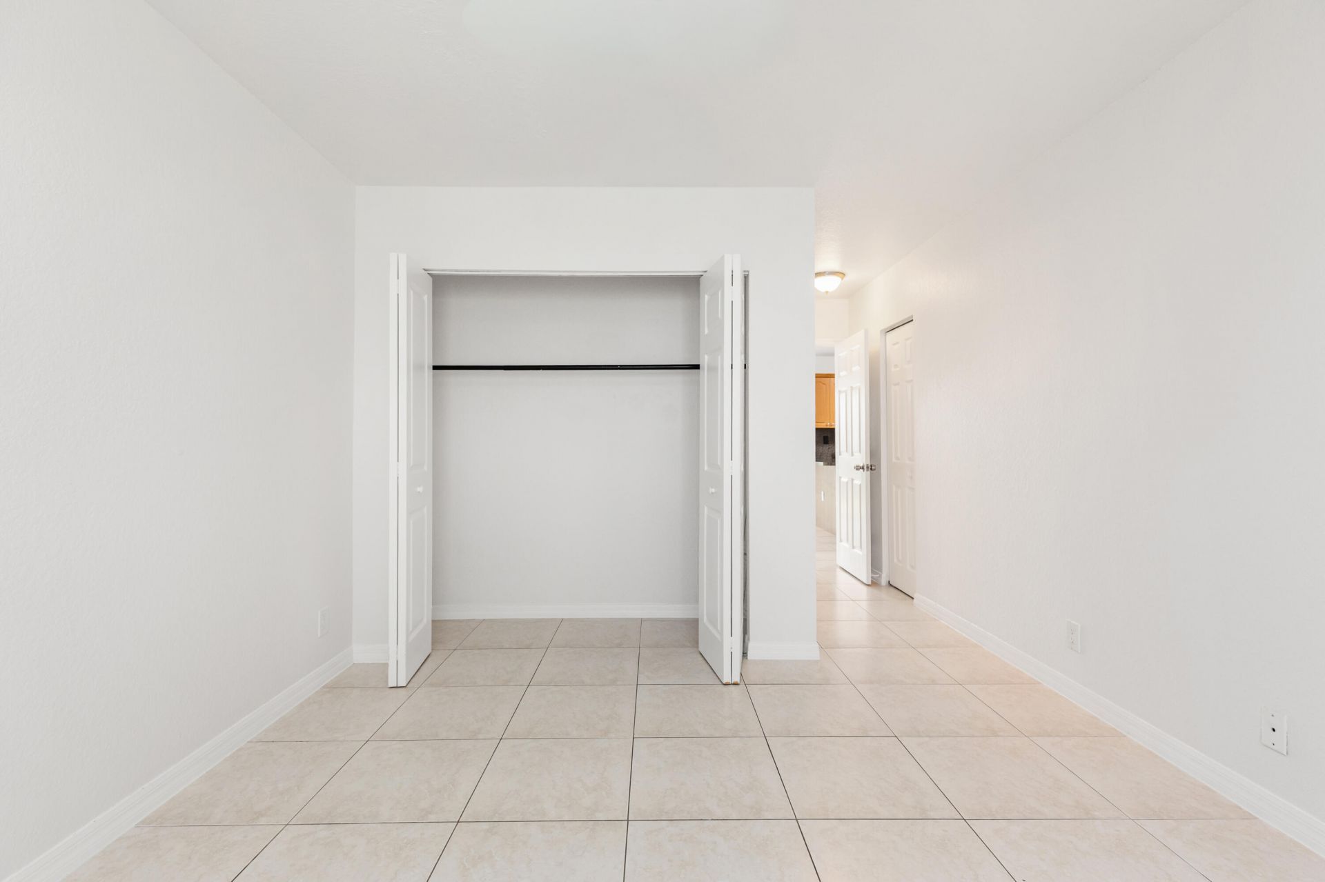 24 SW 6th Street, Unit #2, Hallandale Beach, FL 33009 Photo