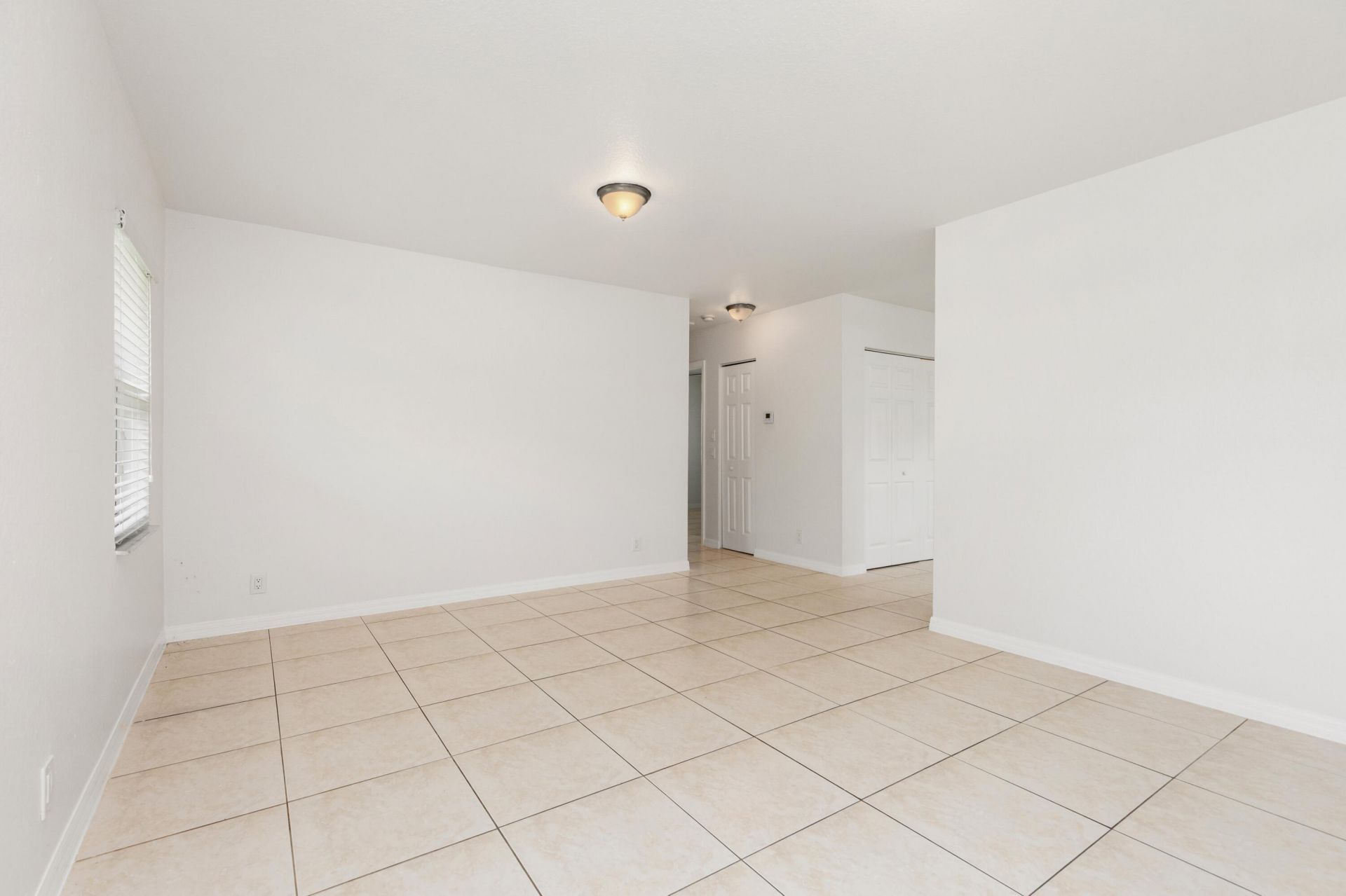 24 SW 6th Street, Unit #2, Hallandale Beach, FL 33009 Photo