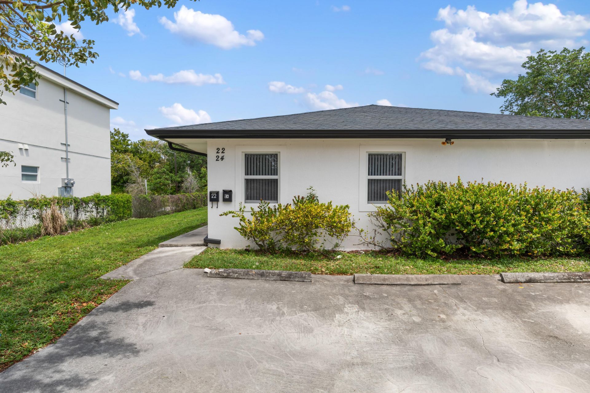 24 SW 6th Street, Unit #2, Hallandale Beach, FL 33009 Photo