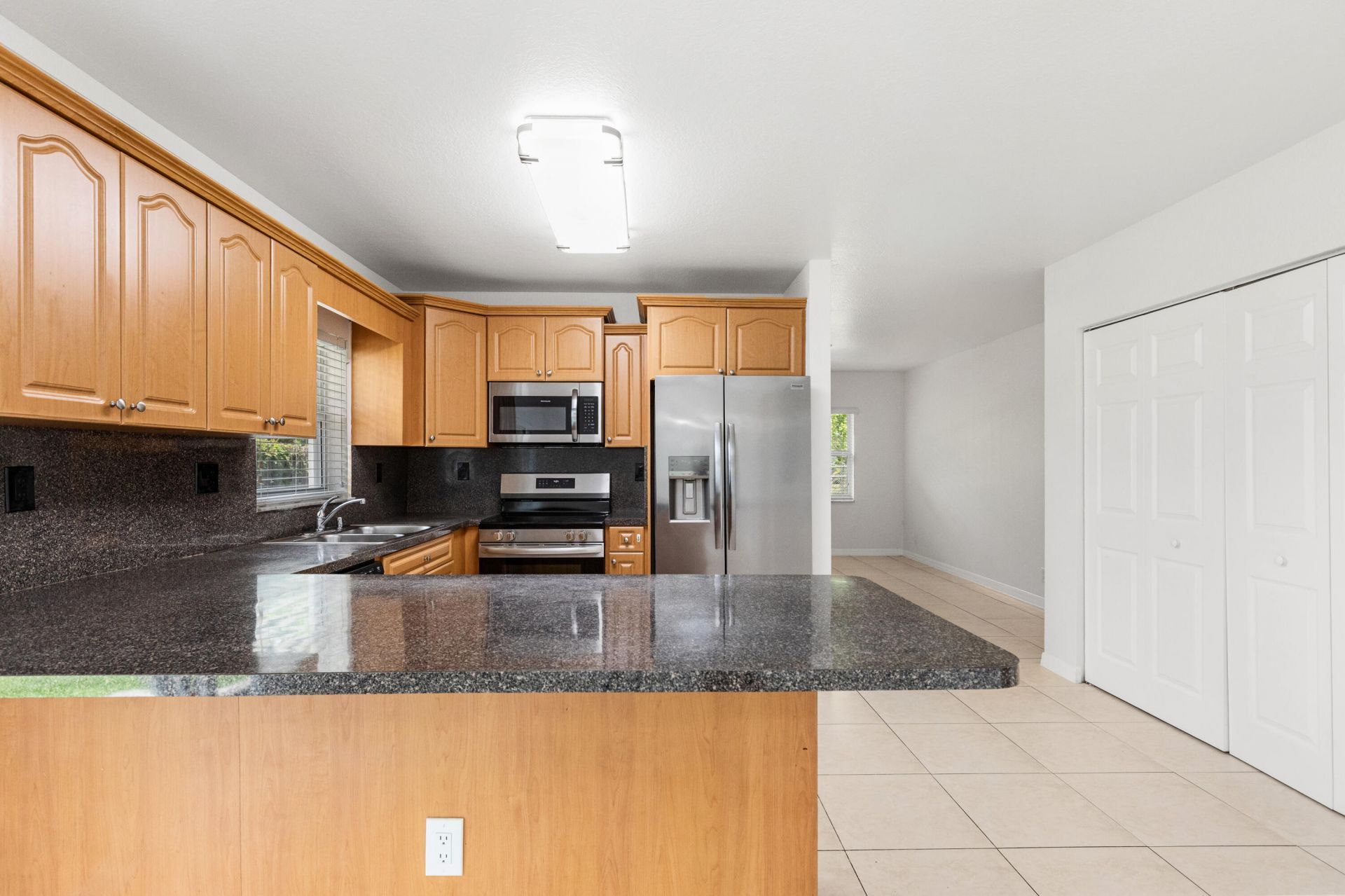 24 SW 6th Street, Unit #2, Hallandale Beach, FL 33009 Photo
