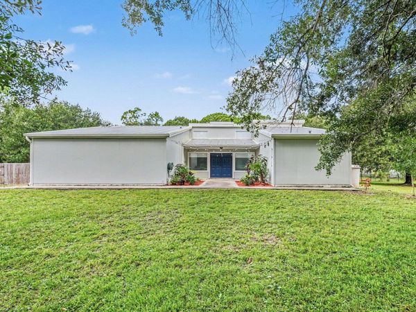 2550 COREY Avenue, Melbourne, FL 32904