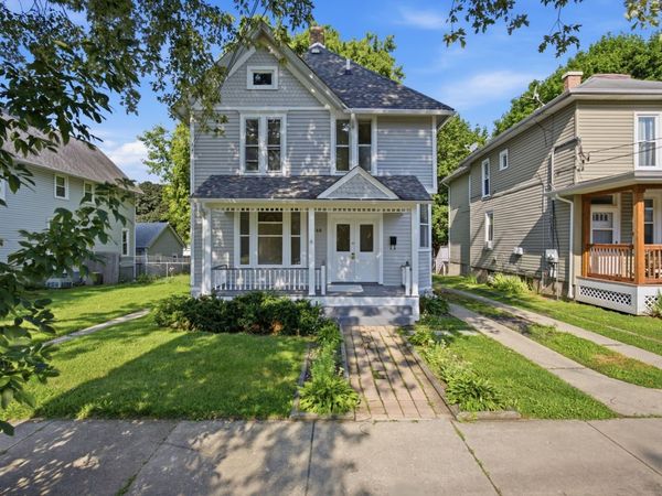340 Moseley Street , Elgin, IL 60123