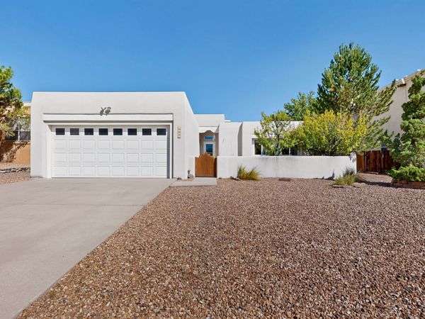 7558 Kachina Loop, Santa Fe, NM 87507