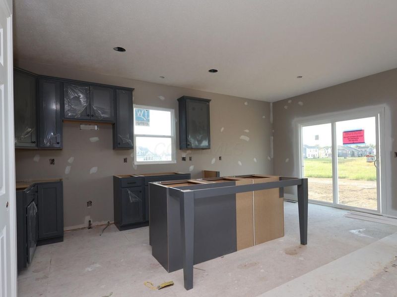 8138 Griffin Drive, Reynoldsburg, OH 43068 Photo 4