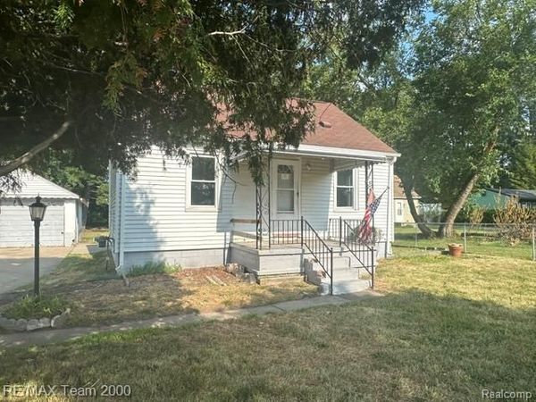 21604 Sunset Avenue , Warren, Mi 48091