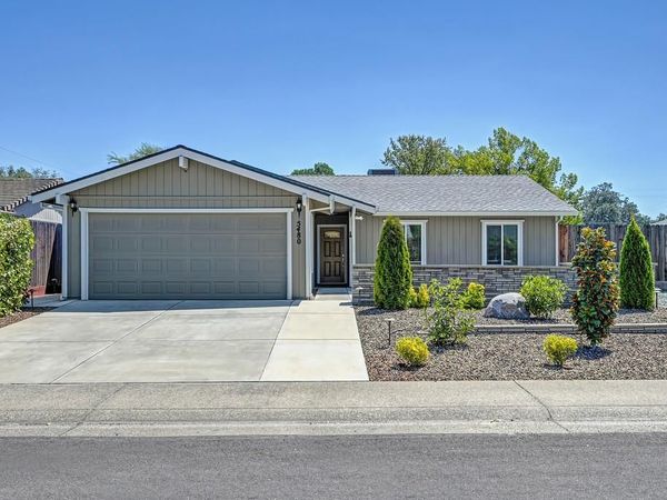 5480 Granite Dell Ct, Loomis, CA 95650