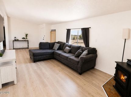 194 Julie Way, Dayton, NV 89403 Photo