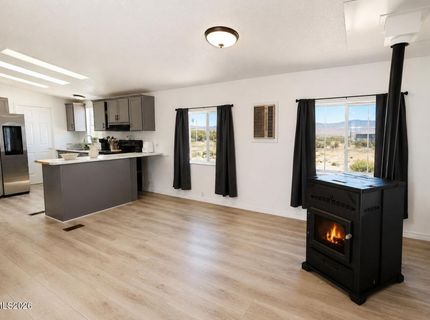 194 Julie Way, Dayton, NV 89403 Photo