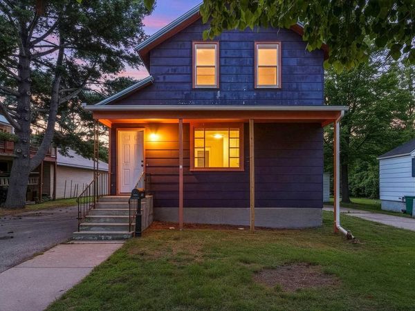 809 MILLER STREET, Marinette, WI 54143