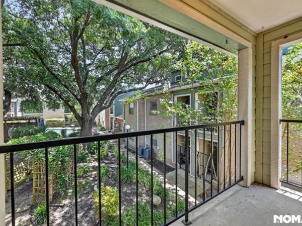 2104 Cullen Ave, Unit 202, Austin, TX 78757