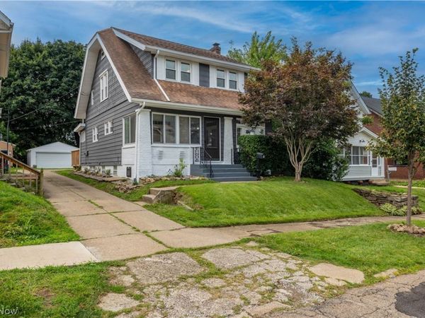 366 Palm Avenue, Akron, OH 44301