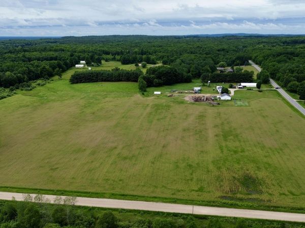 11791 Coates Highway, Brethren, MI 49619