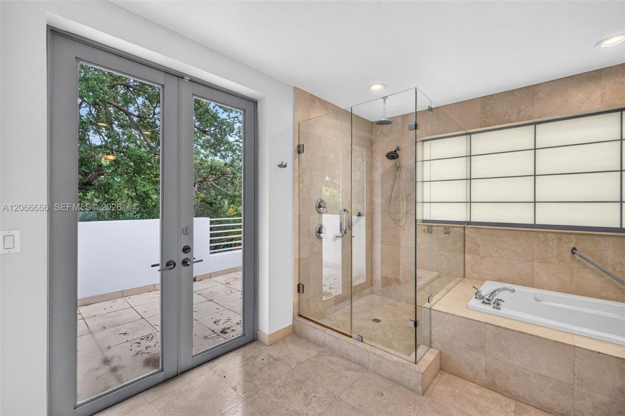 125 NE 16th Ter , Fort Lauderdale, FL 33301 Photo