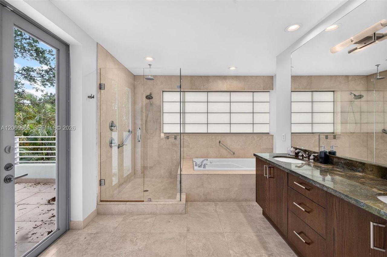 125 NE 16th Ter , Fort Lauderdale, FL 33301 Photo