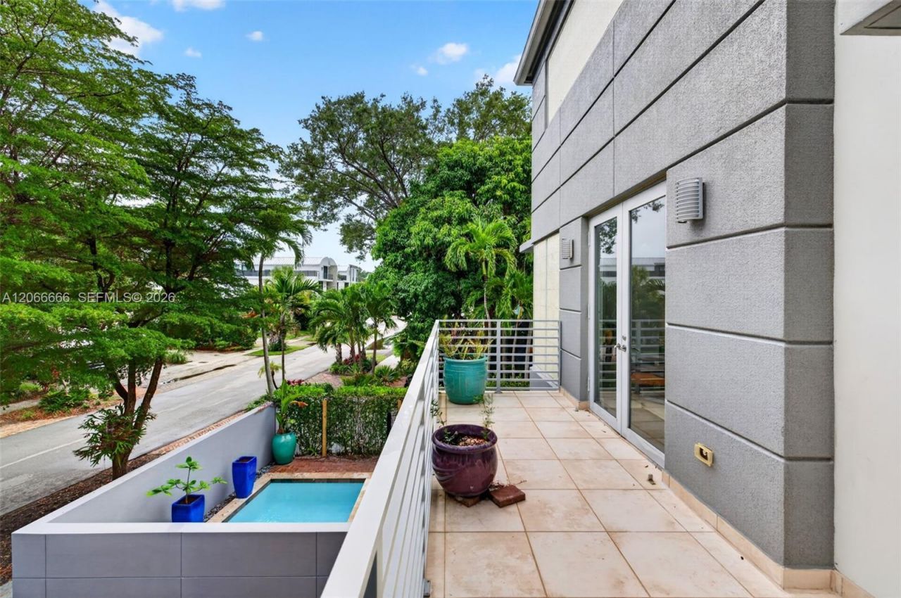 125 NE 16th Ter , Fort Lauderdale, FL 33301 Photo