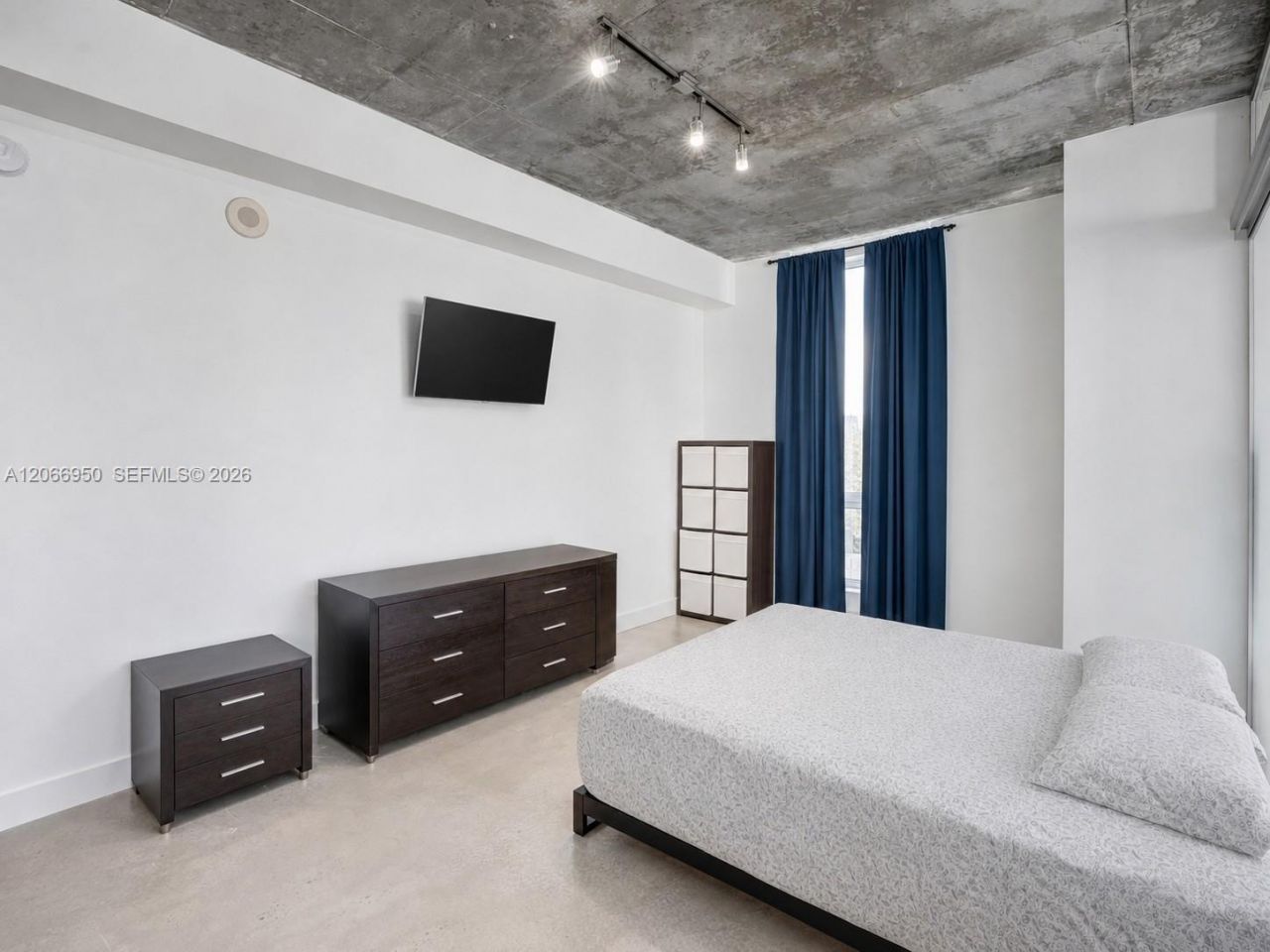 234 NE 3rd St , Unit 1007, Miami, FL 33132 Photo