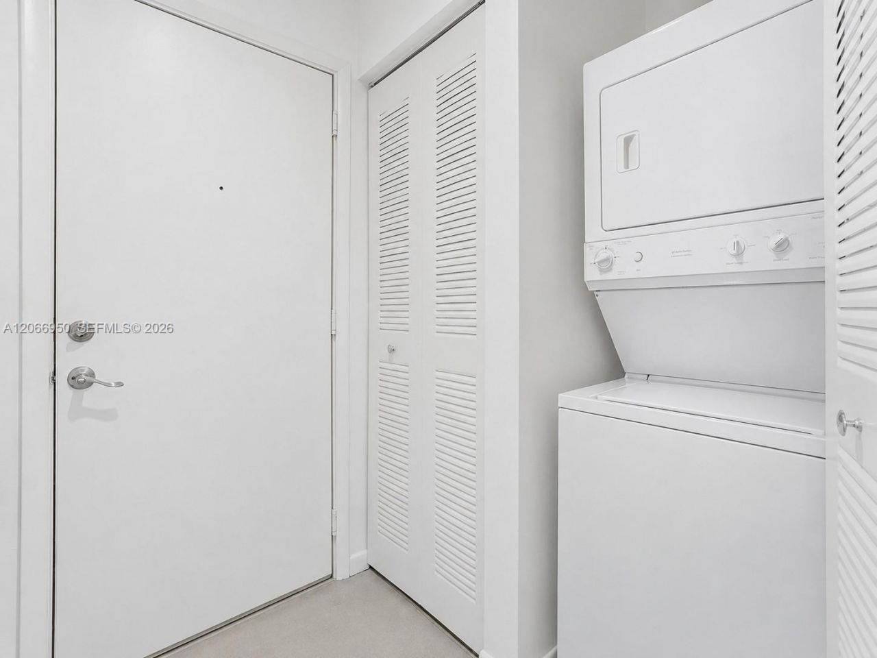 234 NE 3rd St , Unit 1007, Miami, FL 33132 Photo