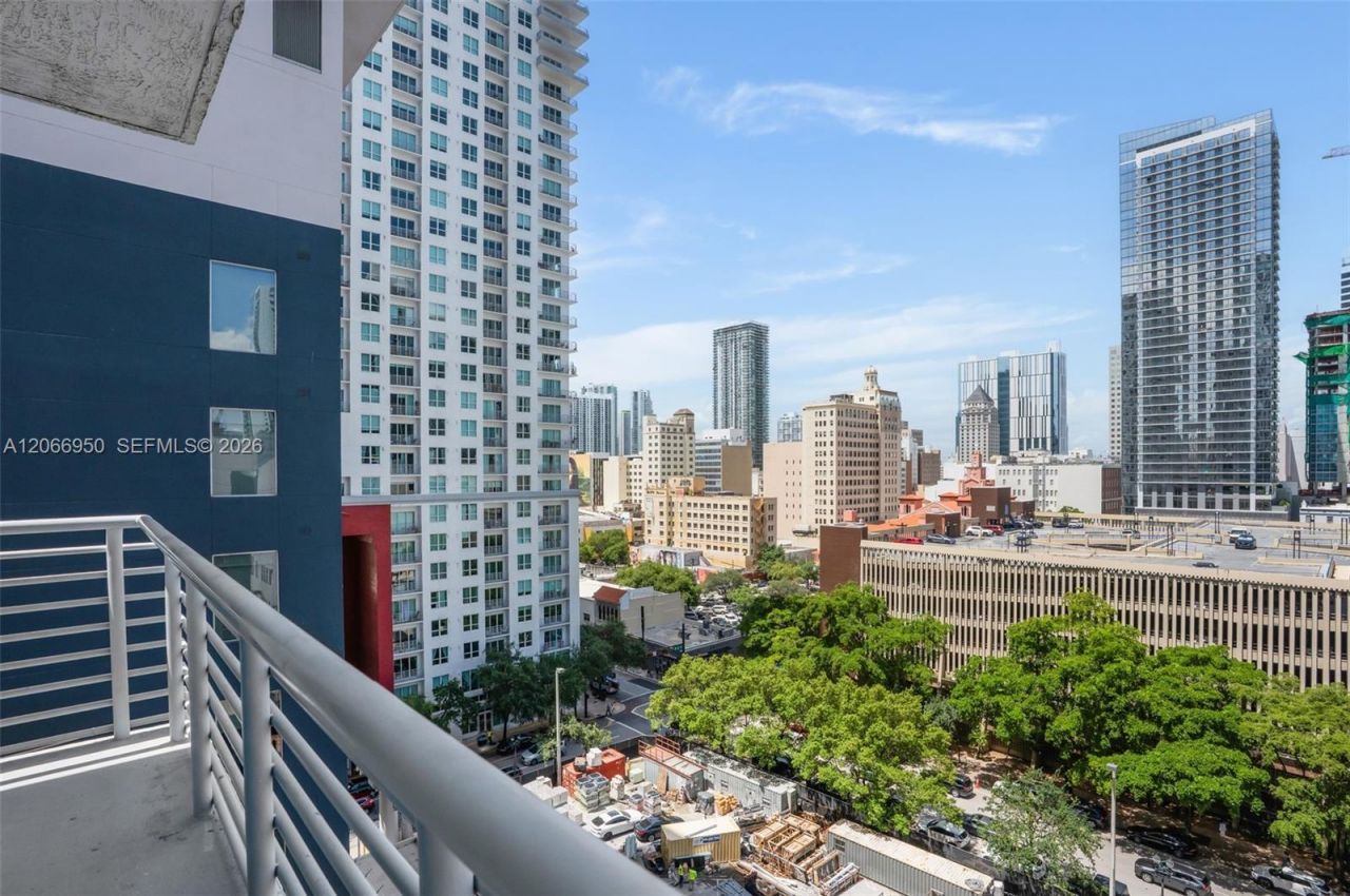 234 NE 3rd St , Unit 1007, Miami, FL 33132 Photo