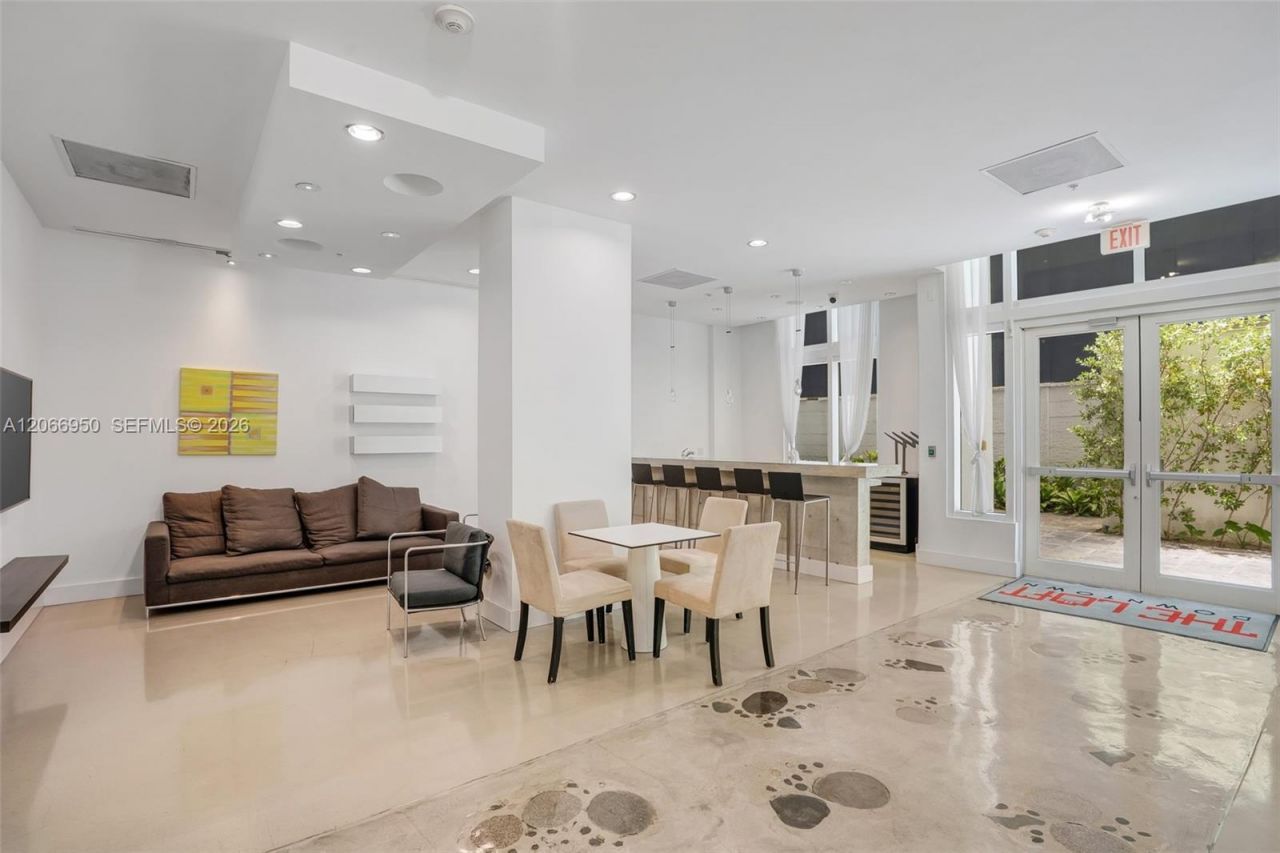 234 NE 3rd St , Unit 1007, Miami, FL 33132 Photo