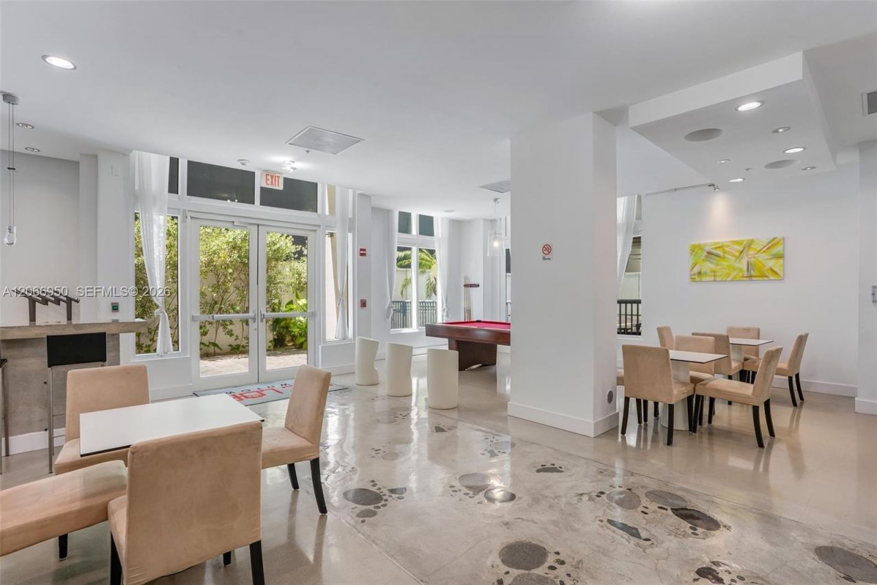 234 NE 3rd St , Unit 1007, Miami, FL 33132 Photo