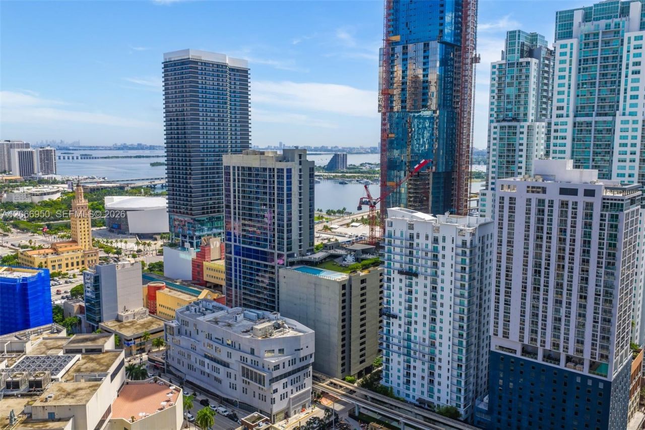 234 NE 3rd St , Unit 1007, Miami, FL 33132 Photo