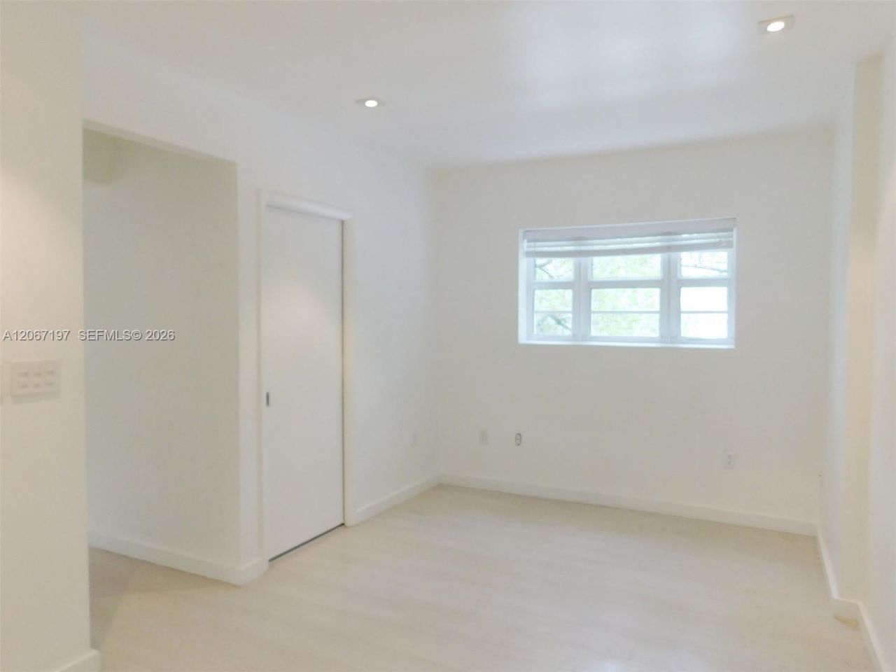 4812 Pine Tree Dr, Unit 206, Miami Beach, FL 33140 Photo