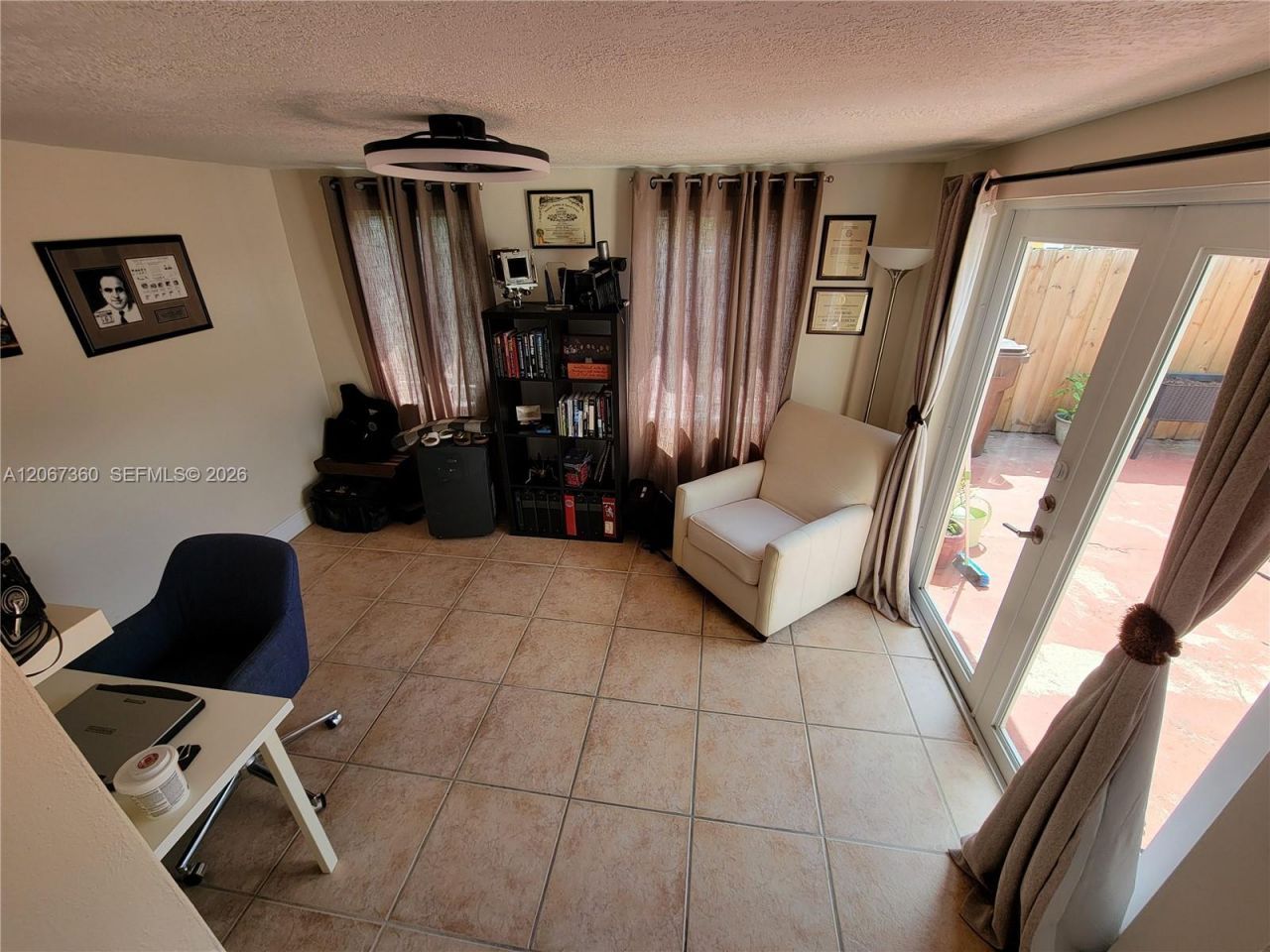 1316 W 61st Pl, Hialeah, FL 33012 Photo