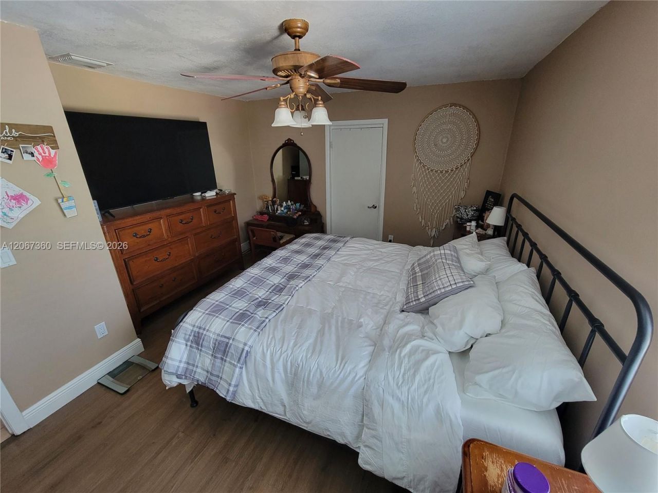 1316 W 61st Pl, Hialeah, FL 33012 Photo