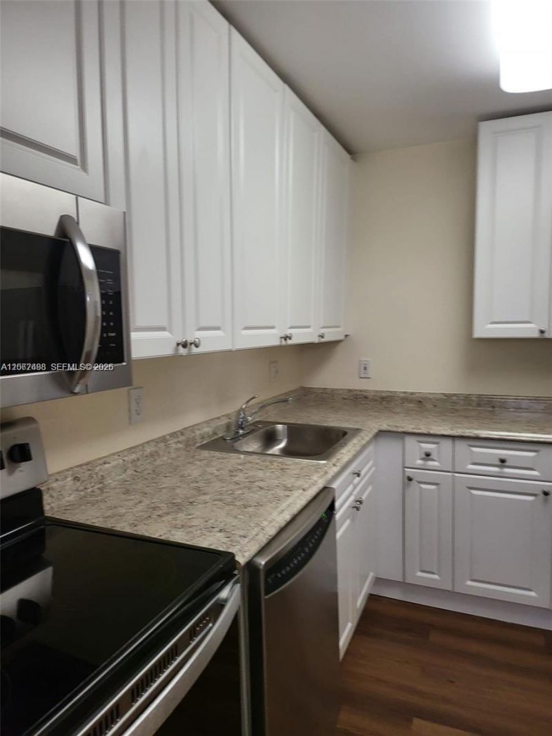 21121 SW 85th Ave , Unit 311, Cutler Bay, FL 33189 Photo
