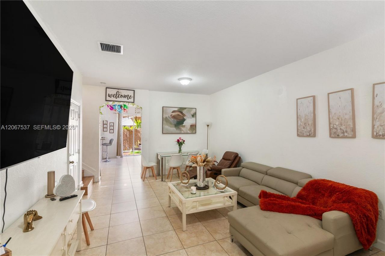 12958 SW 135th St , Miami, FL 33186 Photo