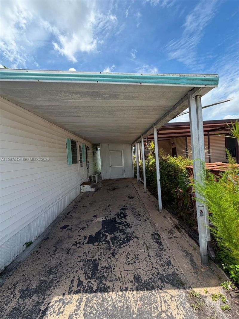Please Call For Address, Davie, FL 33324 Photo