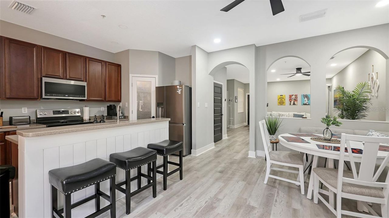 3827 Parkridge Circle, Unit 1-102, Sarasota, FL 34243 Photo