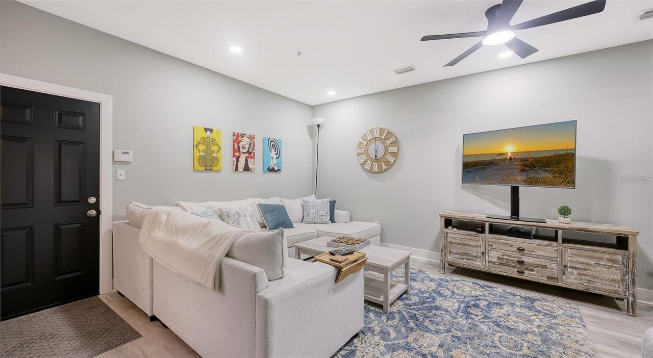 3827 Parkridge Circle, Unit 1-102, Sarasota, FL 34243 Photo