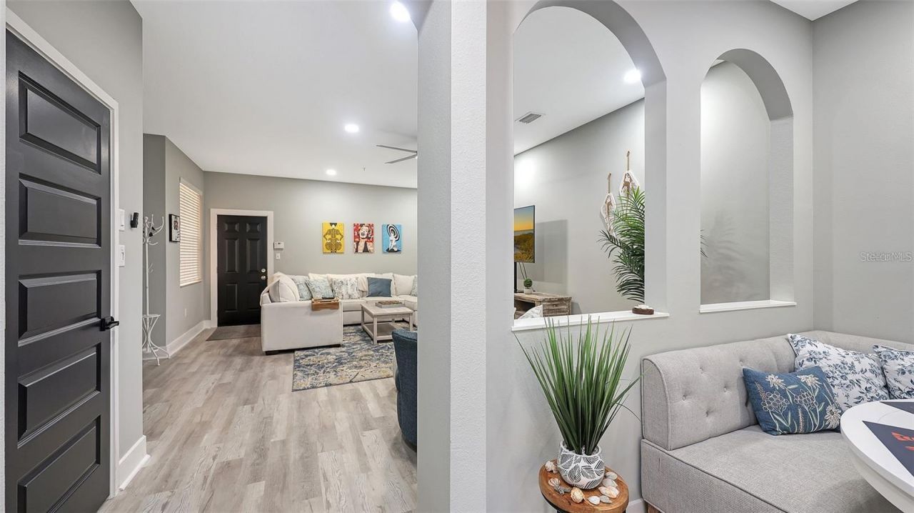 3827 Parkridge Circle, Unit 1-102, Sarasota, FL 34243 Photo