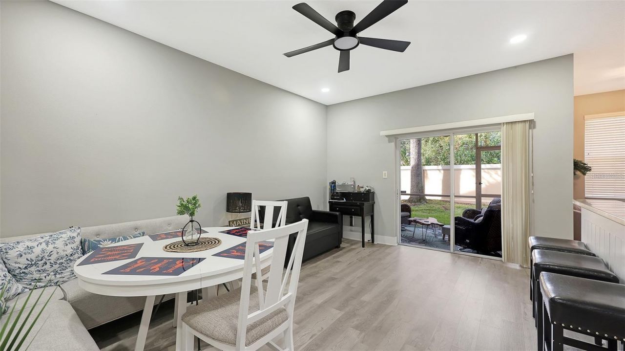 3827 Parkridge Circle, Unit 1-102, Sarasota, FL 34243 Photo