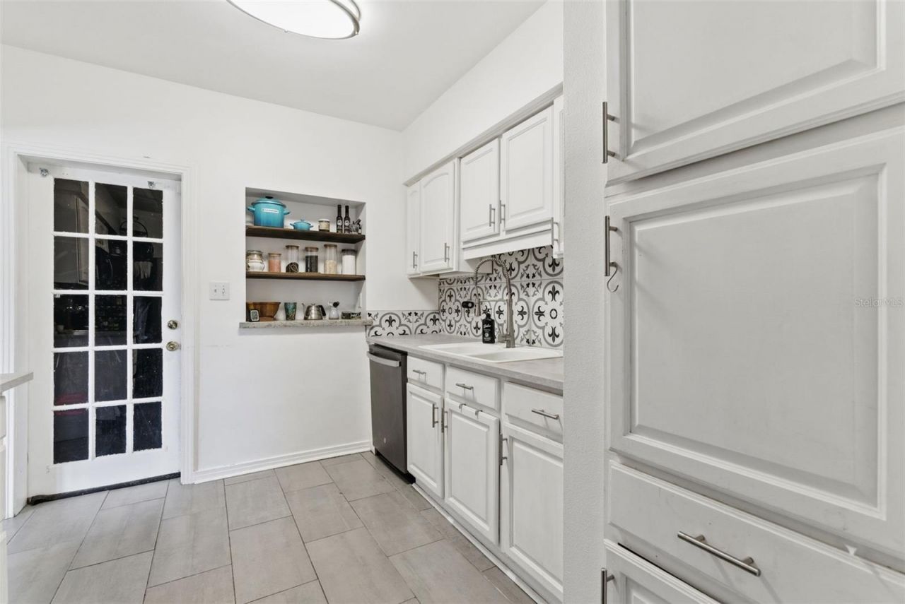 5425 2nd Avenue N, Saint Petersburg, FL 33710 Photo