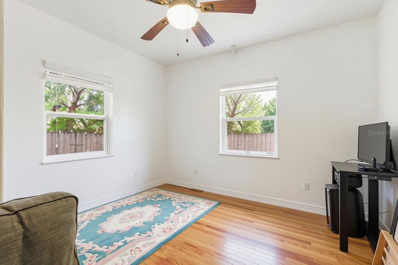 5425 2nd Avenue N, Saint Petersburg, FL 33710 Photo