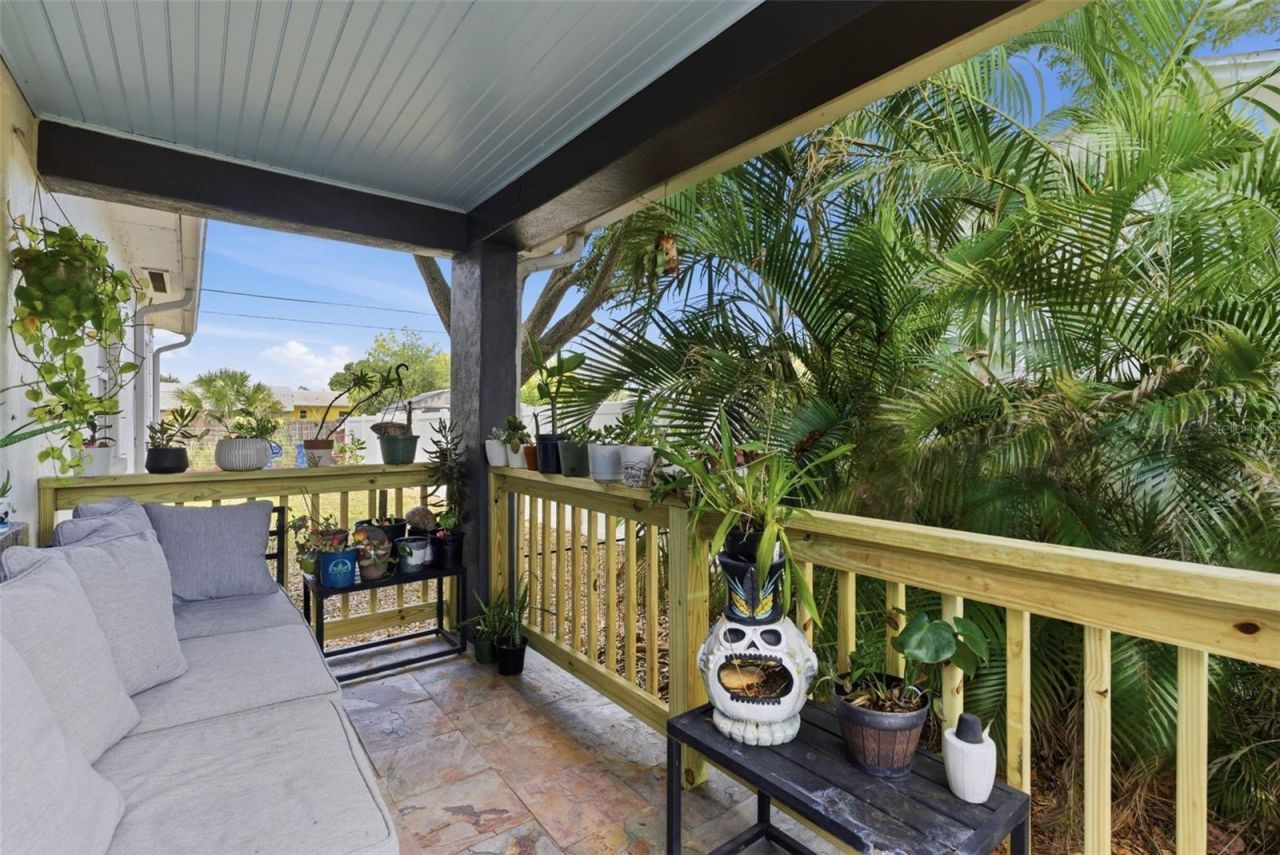 5425 2nd Avenue N, Saint Petersburg, FL 33710 Photo