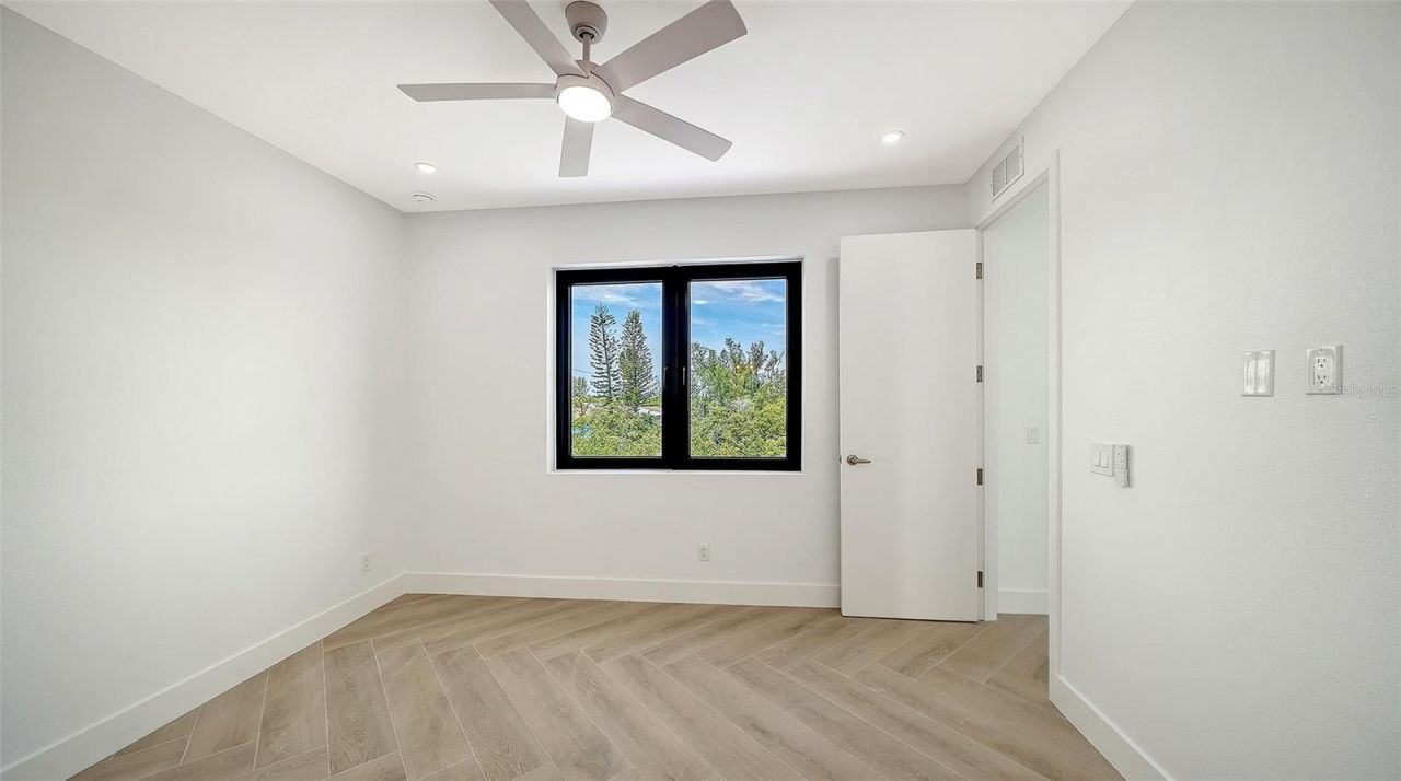 2908 Avenue B, Bradenton Beach, FL 34217 Photo