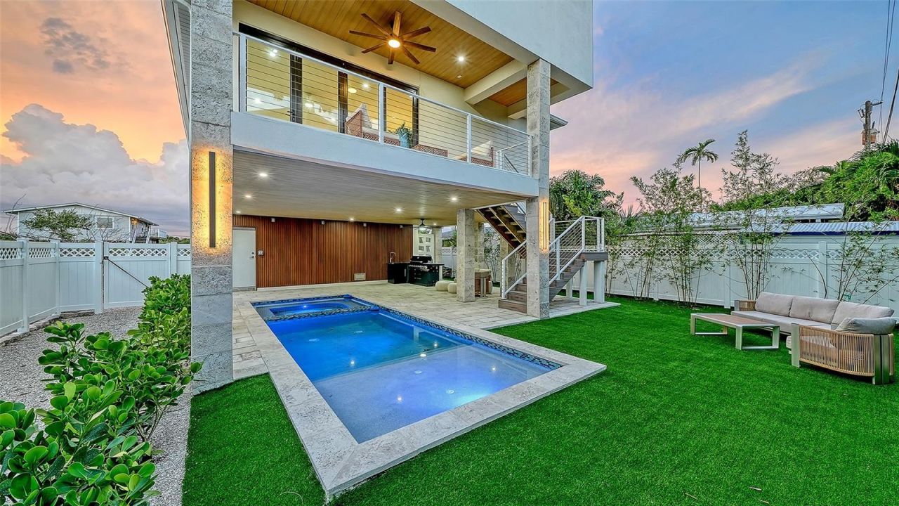 2908 Avenue B, Bradenton Beach, FL 34217 Photo