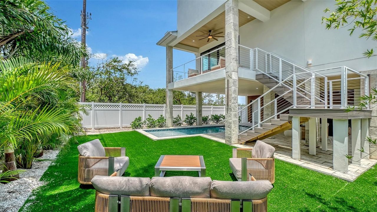 2908 Avenue B, Bradenton Beach, FL 34217 Photo