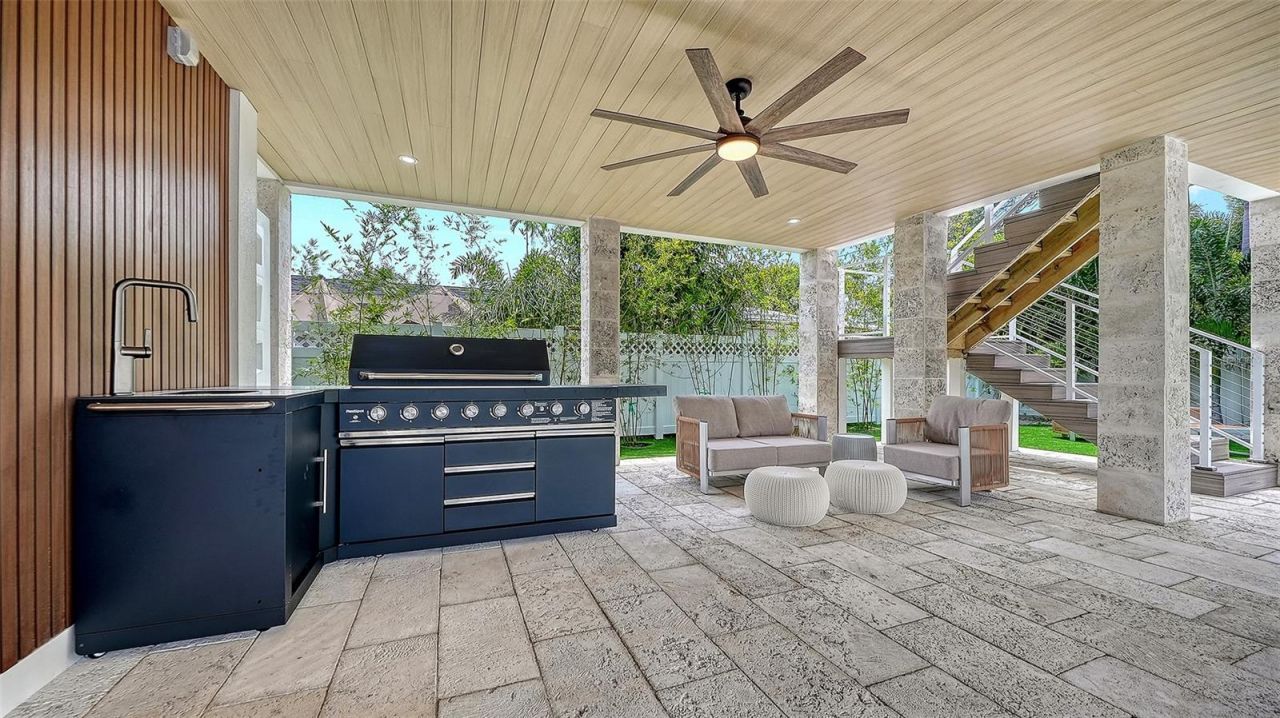 2908 Avenue B, Bradenton Beach, FL 34217 Photo