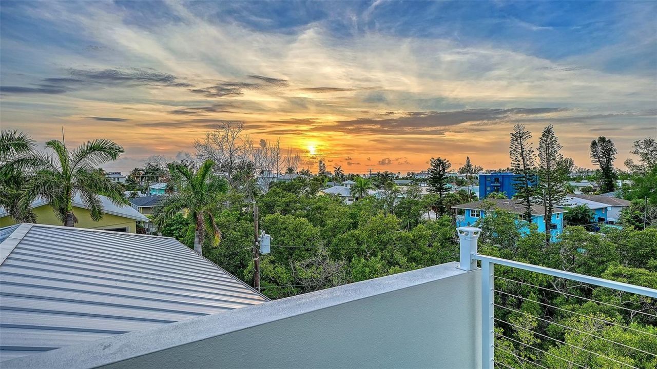 2908 Avenue B, Bradenton Beach, FL 34217 Photo