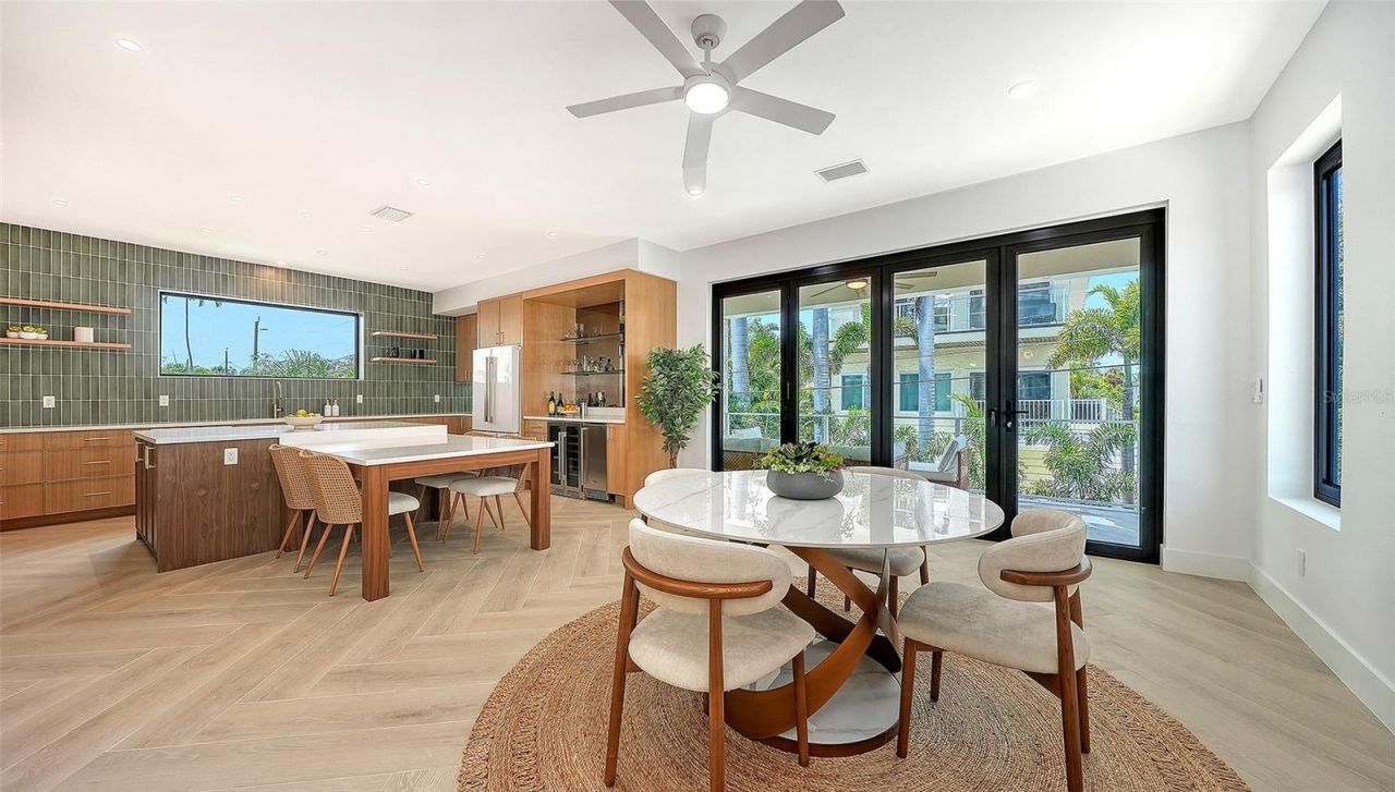 2908 Avenue B, Bradenton Beach, FL 34217 Photo