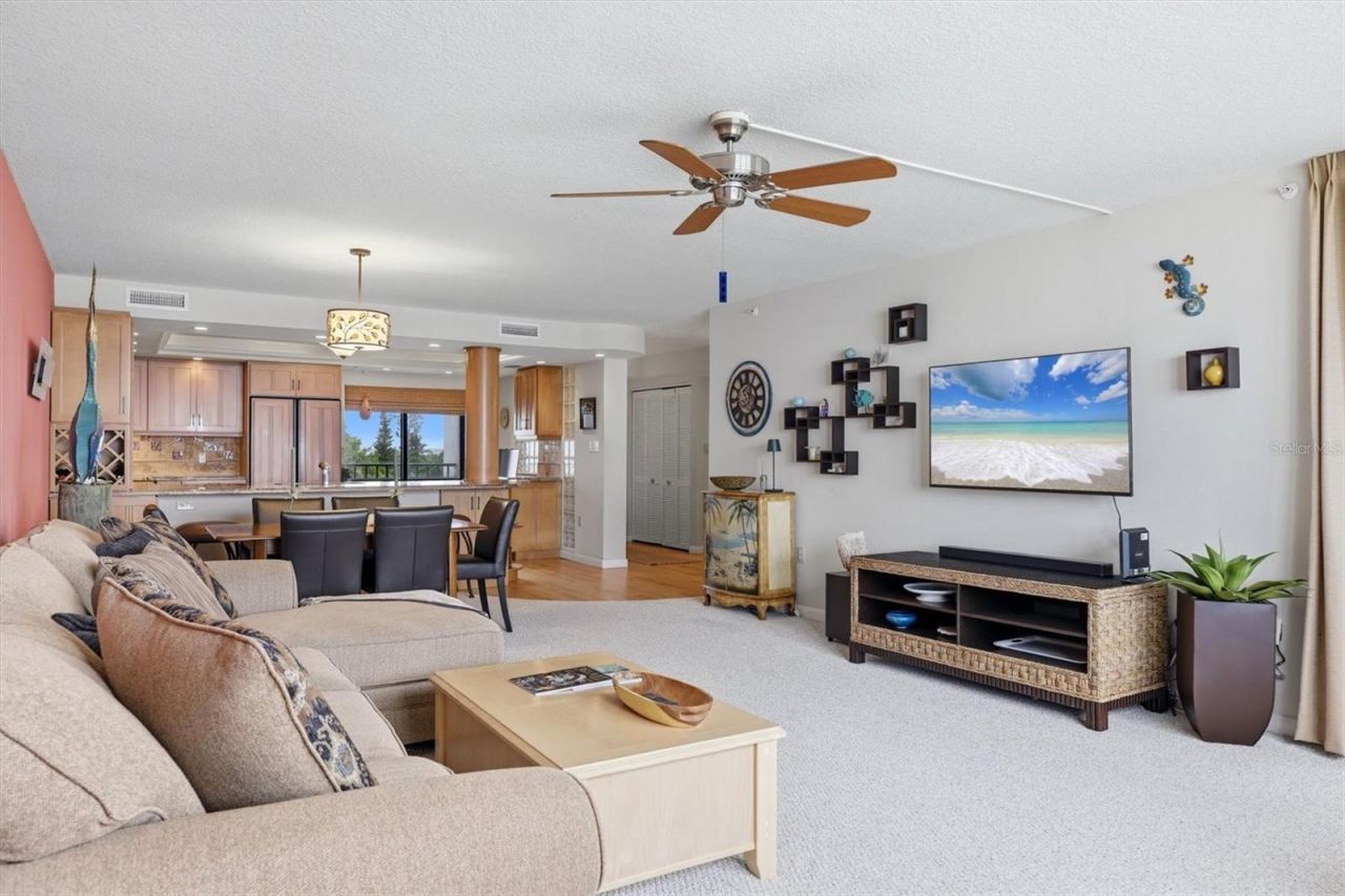 4545 Gulf Of Mexico Drive, Unit 311, Longboat Key, FL 34228 Photo